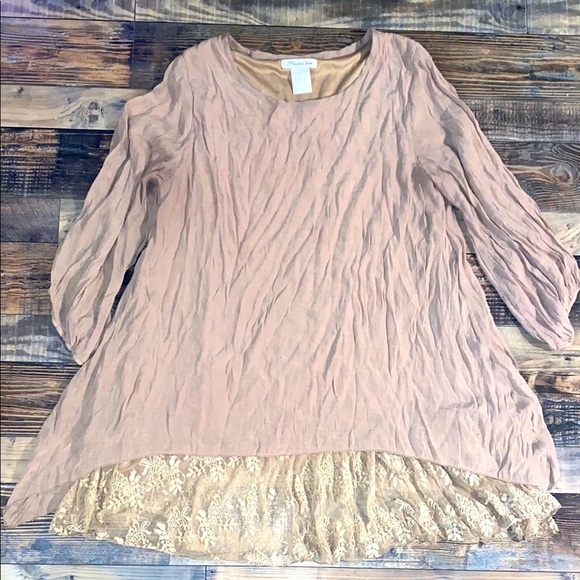 Paisley Vine Tan with Lace Tunic Top size 1XL - Picture 1 of 4